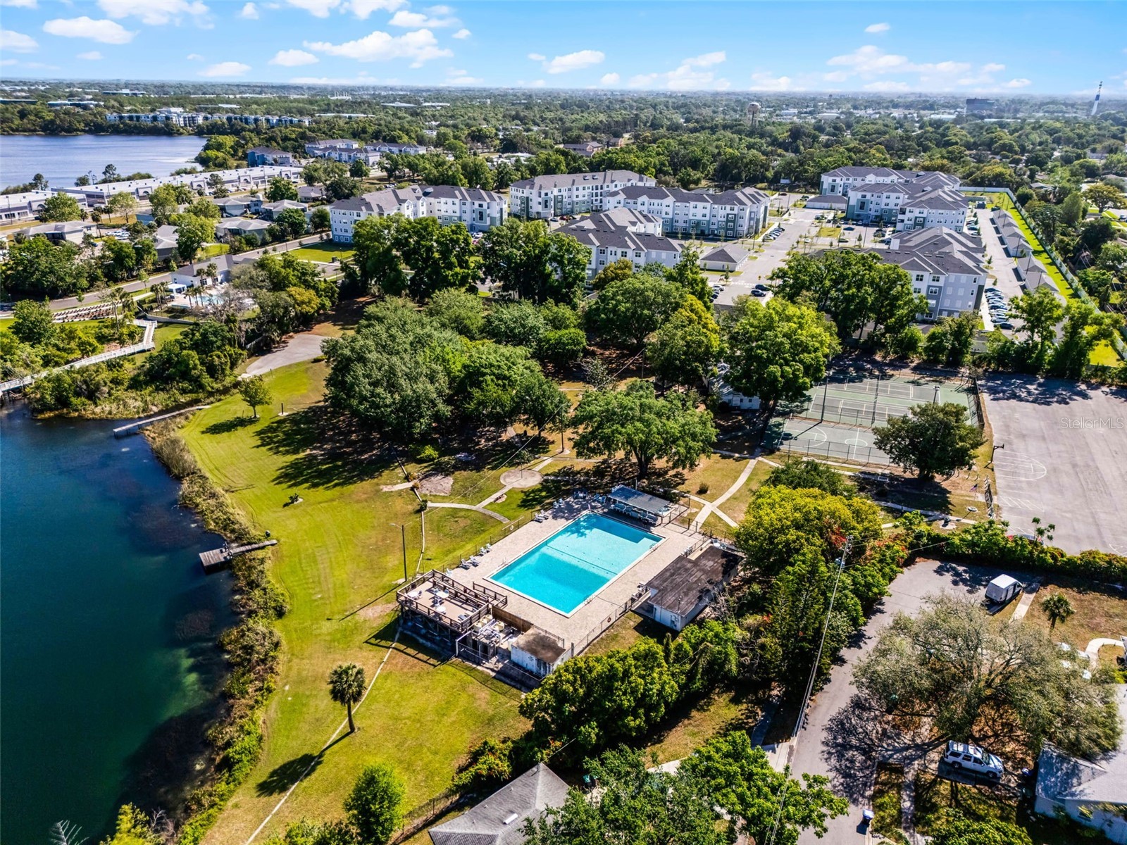 1624 Baltimore Drive Orlando FL 32810 O6396462 image56