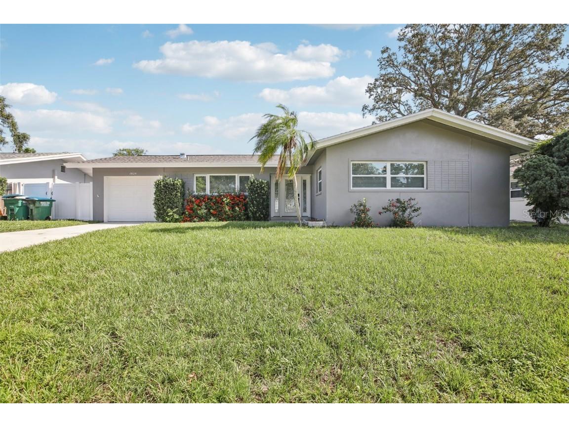 1624 Chateau Drive Clearwater FL 33756 TB8384347 image1