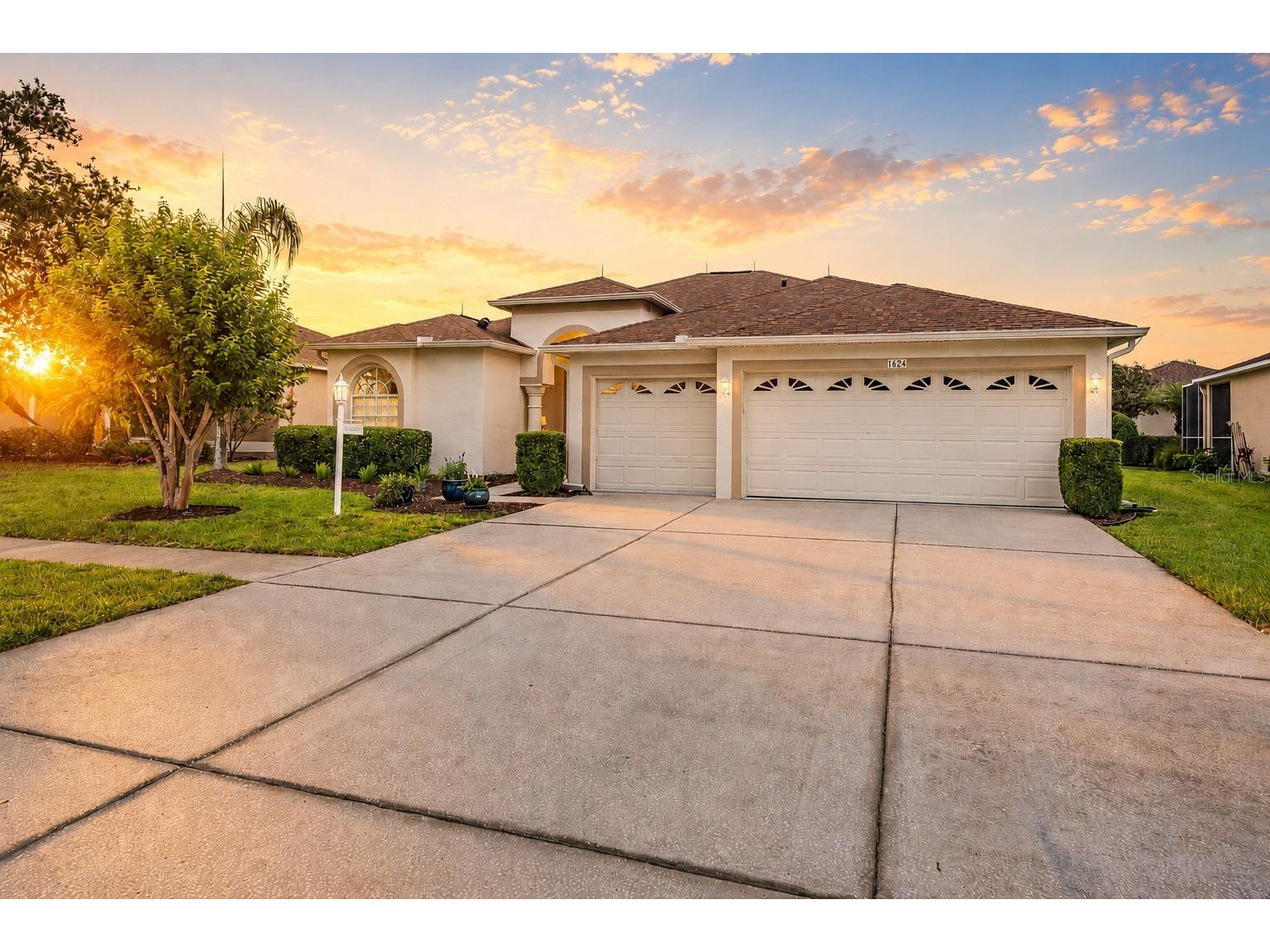 1624 Lakestone Drive Trinity FL 34655 W7885665 image1