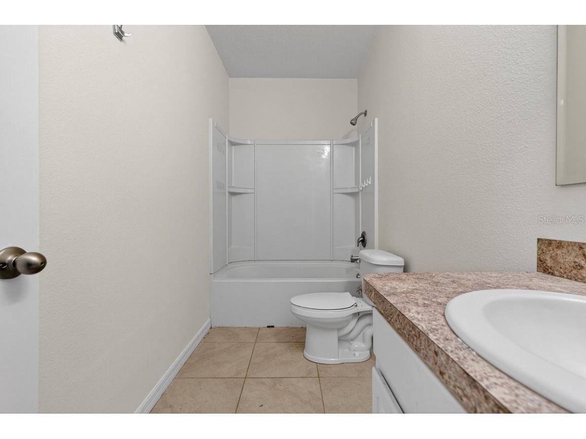 1624 Primo Court Daytona Beach FL 32117 V4945891 image19