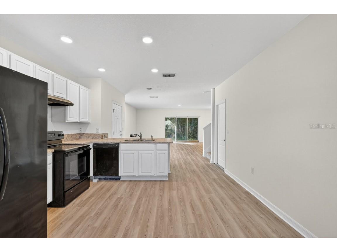 1624 Primo Court Daytona Beach FL 32117 V4945891 image2