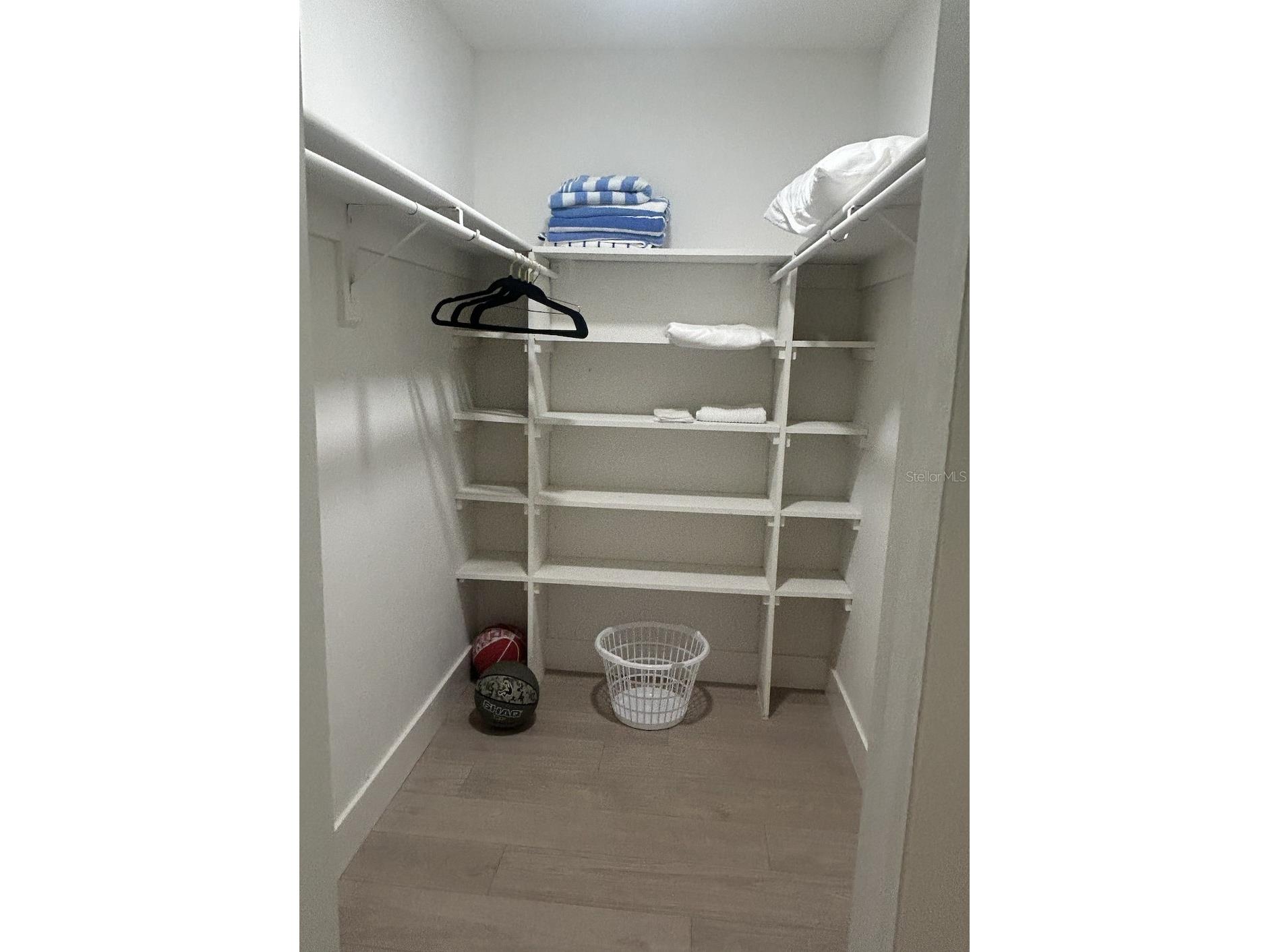 1624 Stickney Point Road #101 Sarasota FL 34231 TB8511188 image16