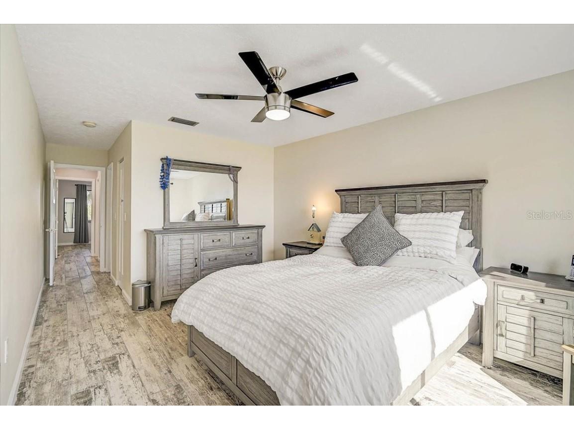 1624 Stickney Point Road #1624-301 Sarasota FL 34231 - LITTLE SARASOTA BAY A4676856 image19