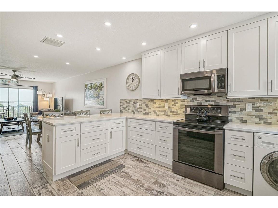 1624 Stickney Point Road #1624-301 Sarasota FL 34231 - LITTLE SARASOTA BAY A4676856 image9