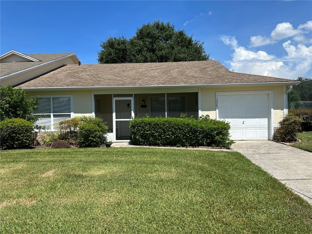 1624 Tudor Lane Tavares FL 32778 G5072603 image1