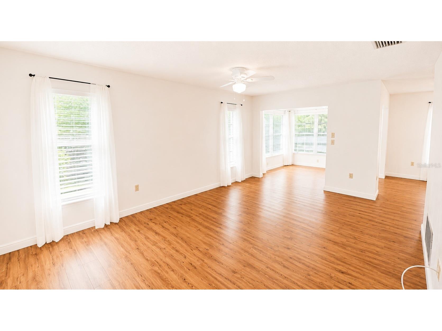 1624 Whitehead Drive #320 Sarasota FL 34232 A4698085 image11
