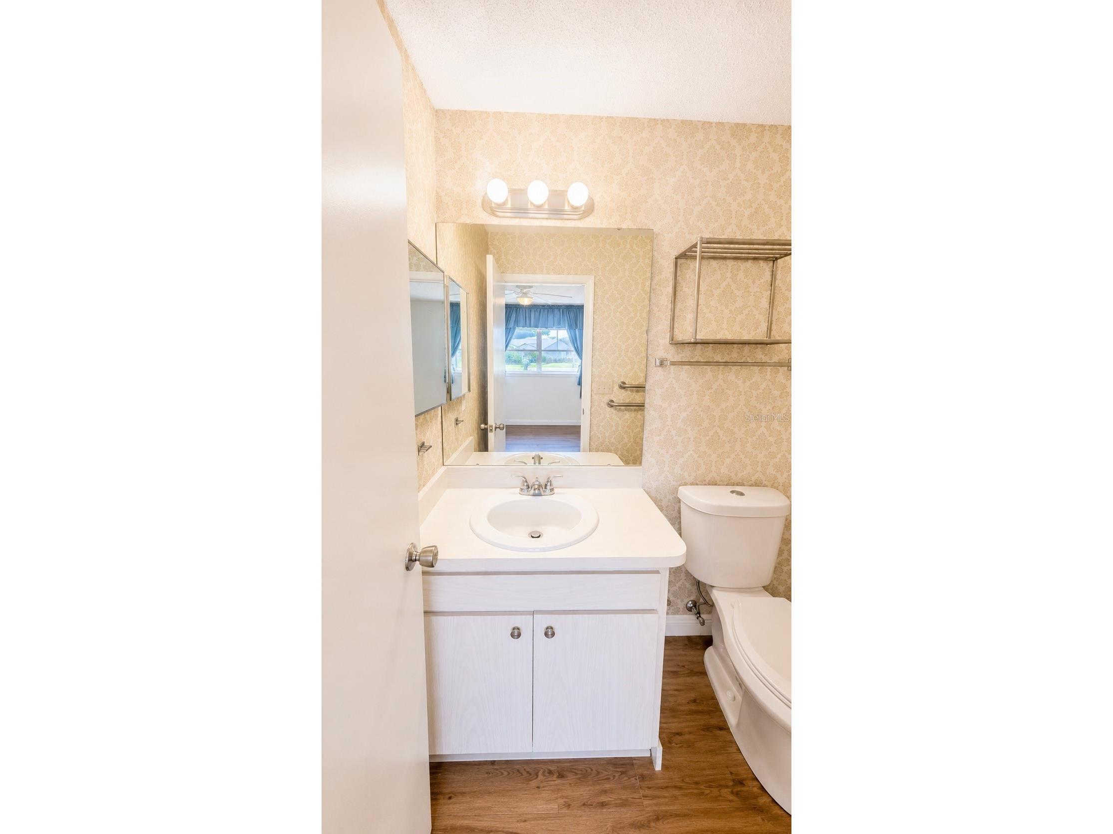 1624 Whitehead Drive #320 Sarasota FL 34232 A4698085 image15