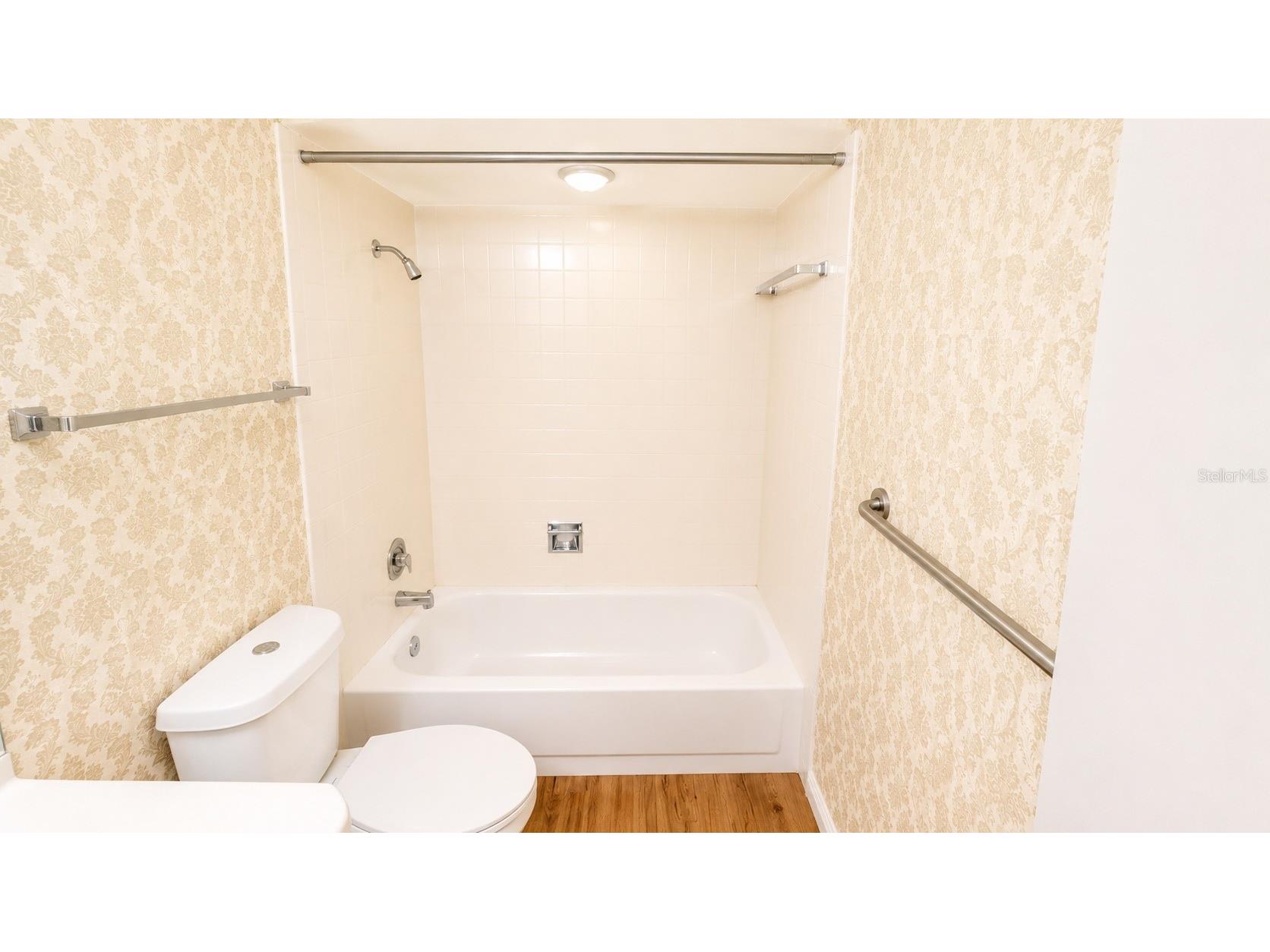 1624 Whitehead Drive #320 Sarasota FL 34232 A4698085 image20