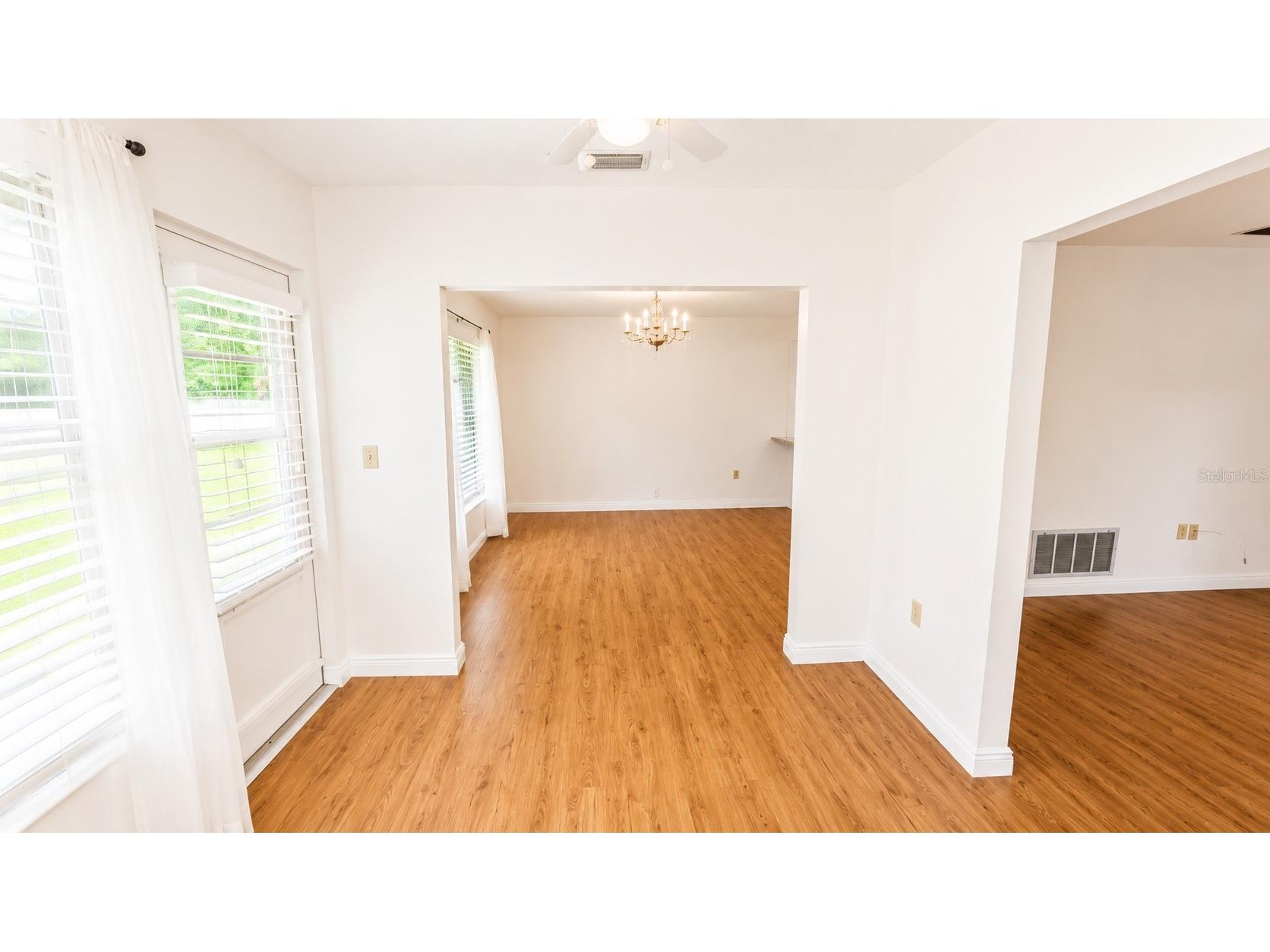 1624 Whitehead Drive #320 Sarasota FL 34232 A4698085 image9