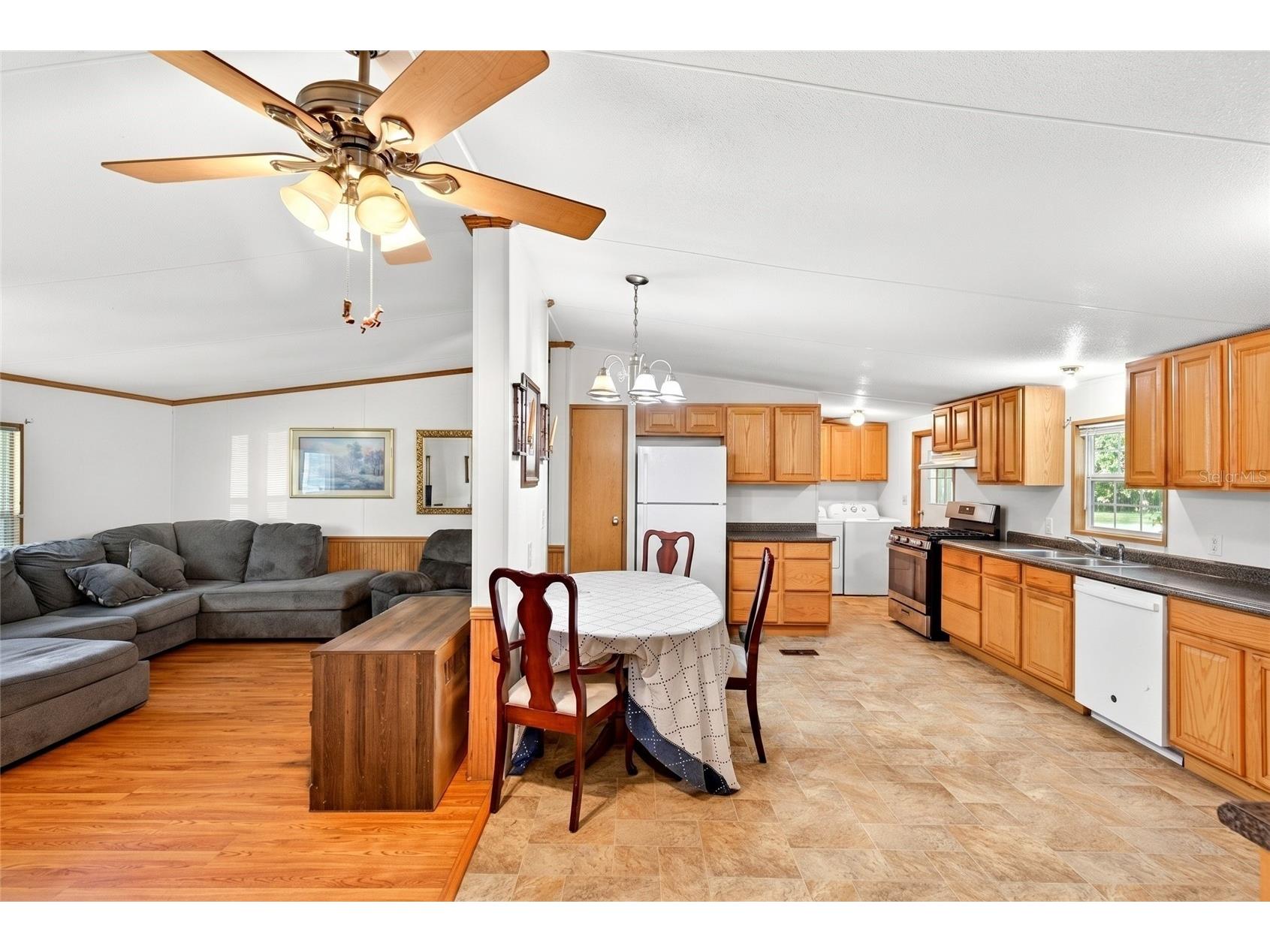 16240 NE 141st Terrace Fort Mc Coy FL 32134 OM726195 image11