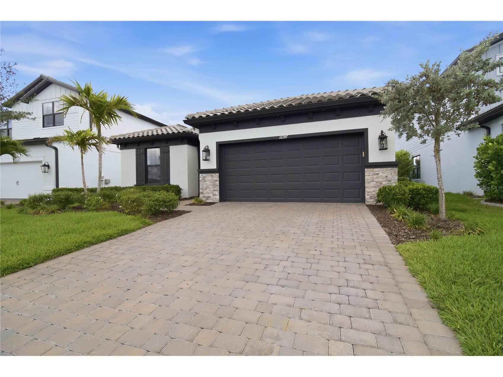 16247 Hidden Oak Loop Bradenton FL 34211 A4695058 image1