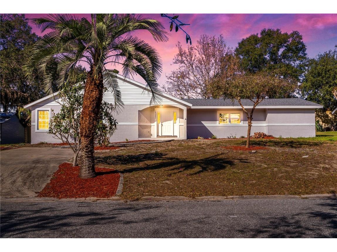 16247 Lake Johns Circle Winter Garden FL 34787 - JOHNS LAKE O6270518 image1