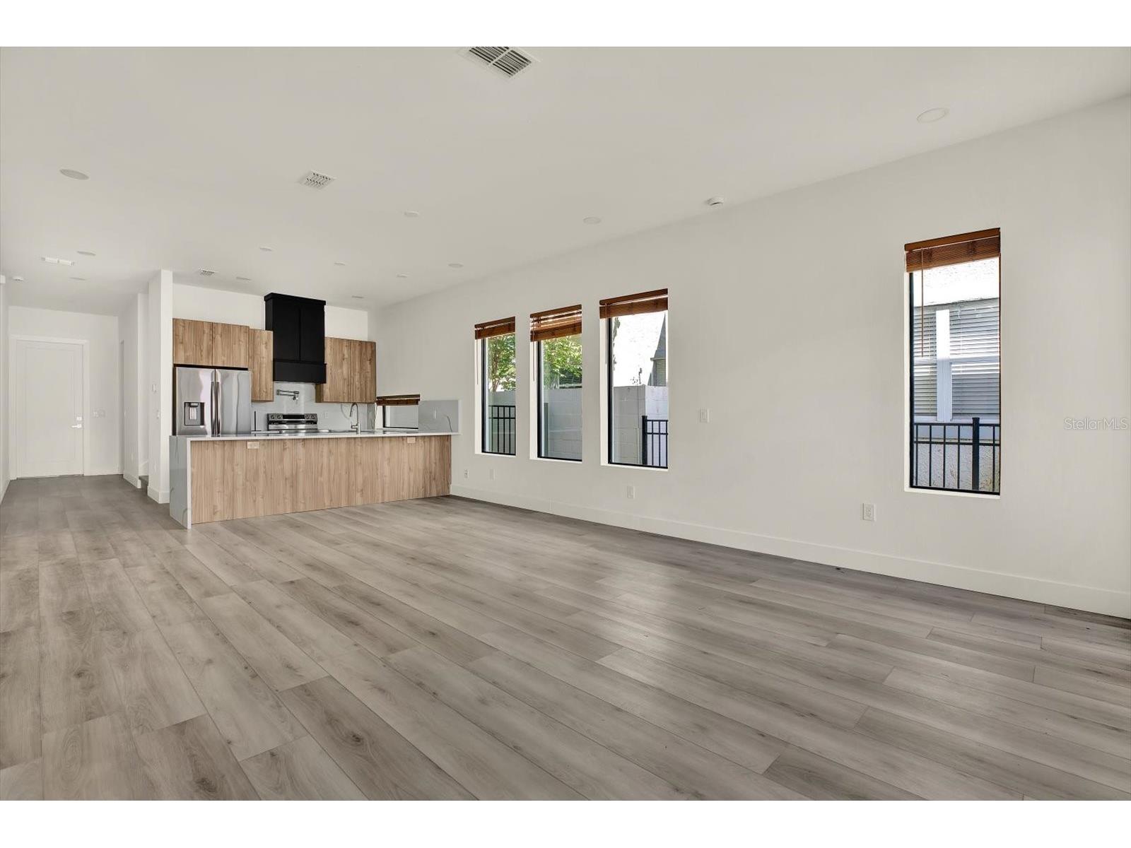 1625 9th Avenue N Saint Petersburg FL 33713 TB8500920 image10