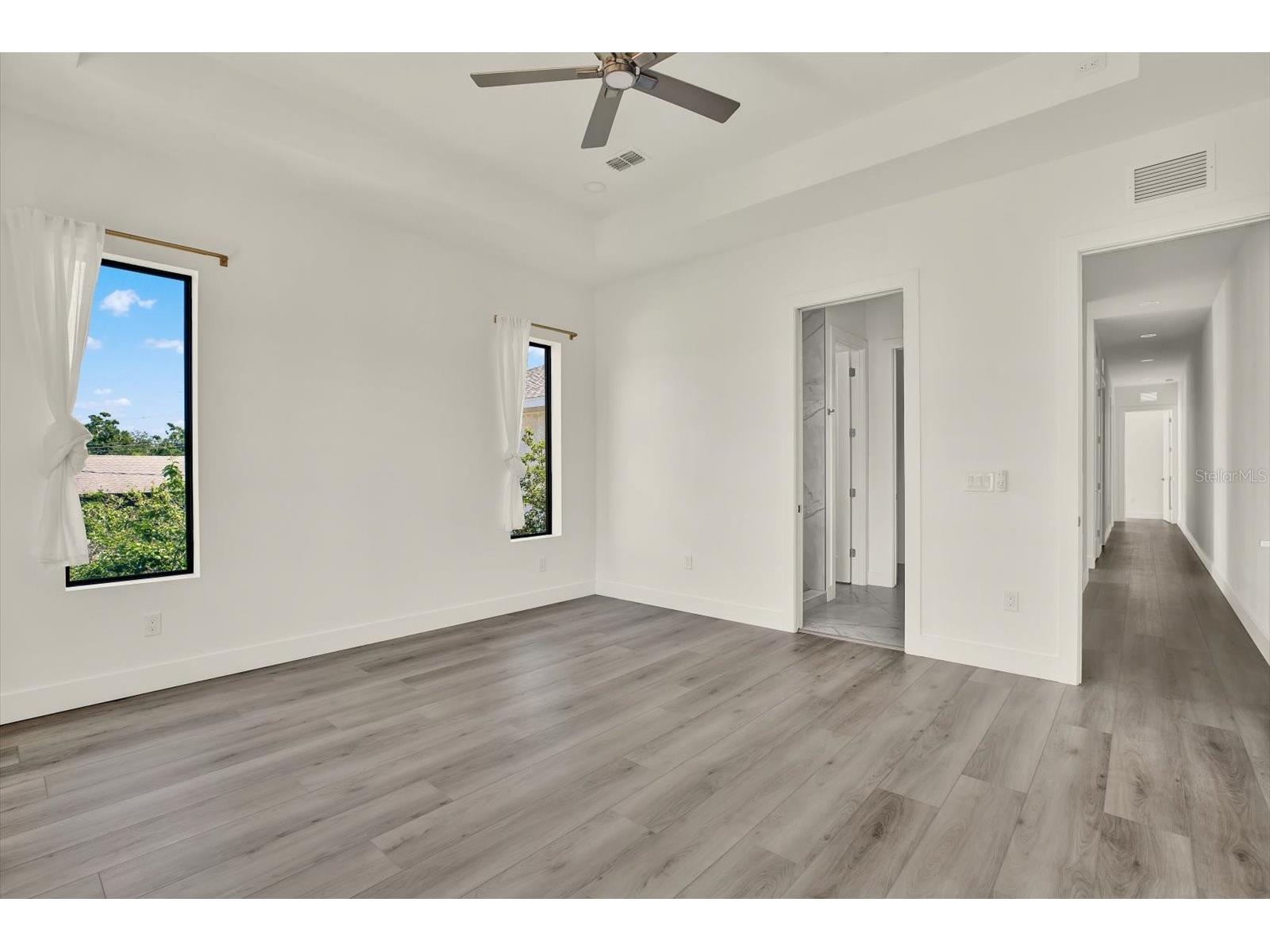 1625 9th Avenue N Saint Petersburg FL 33713 TB8500920 image15