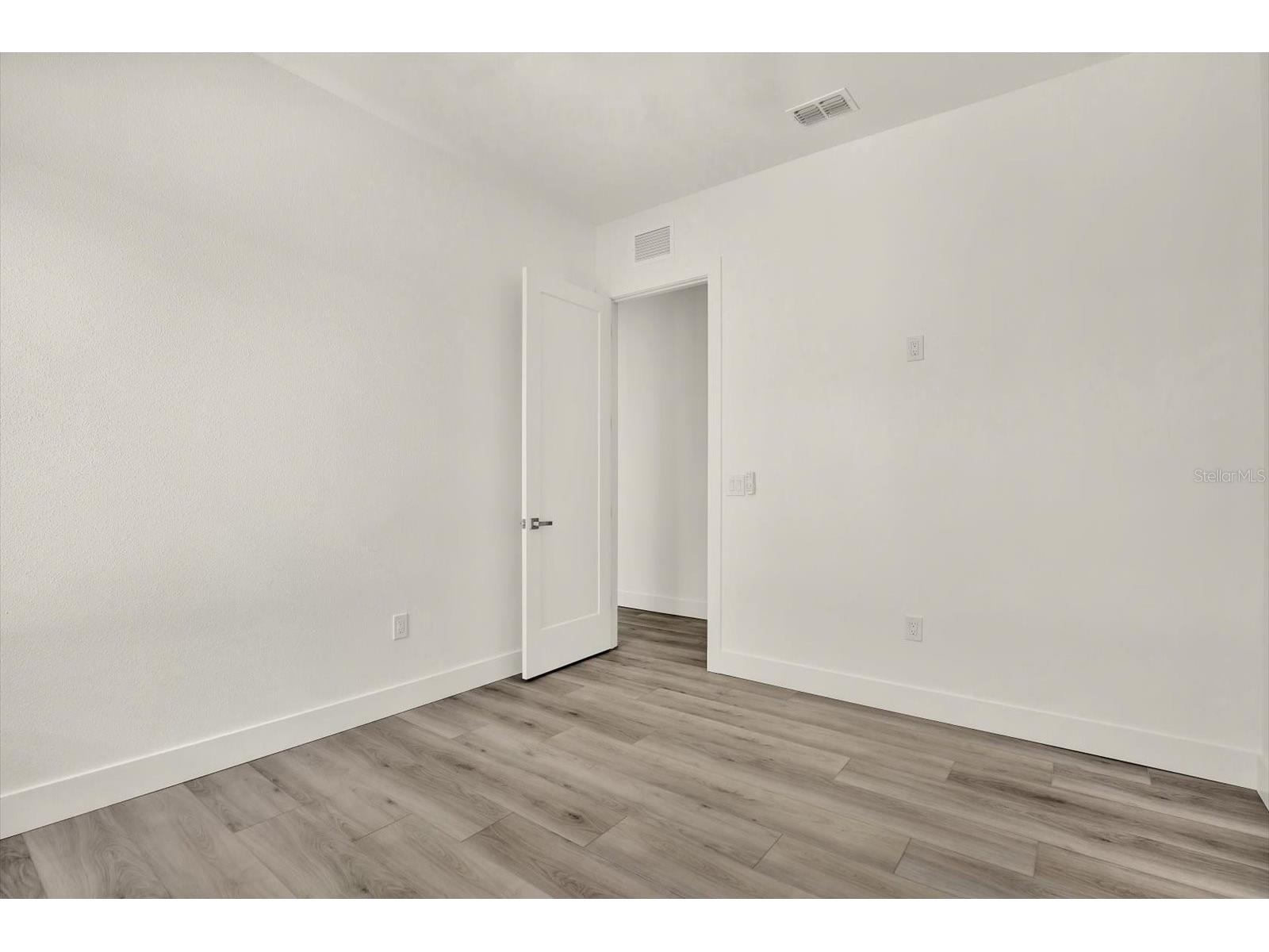 1625 9th Avenue N Saint Petersburg FL 33713 TB8500920 image21
