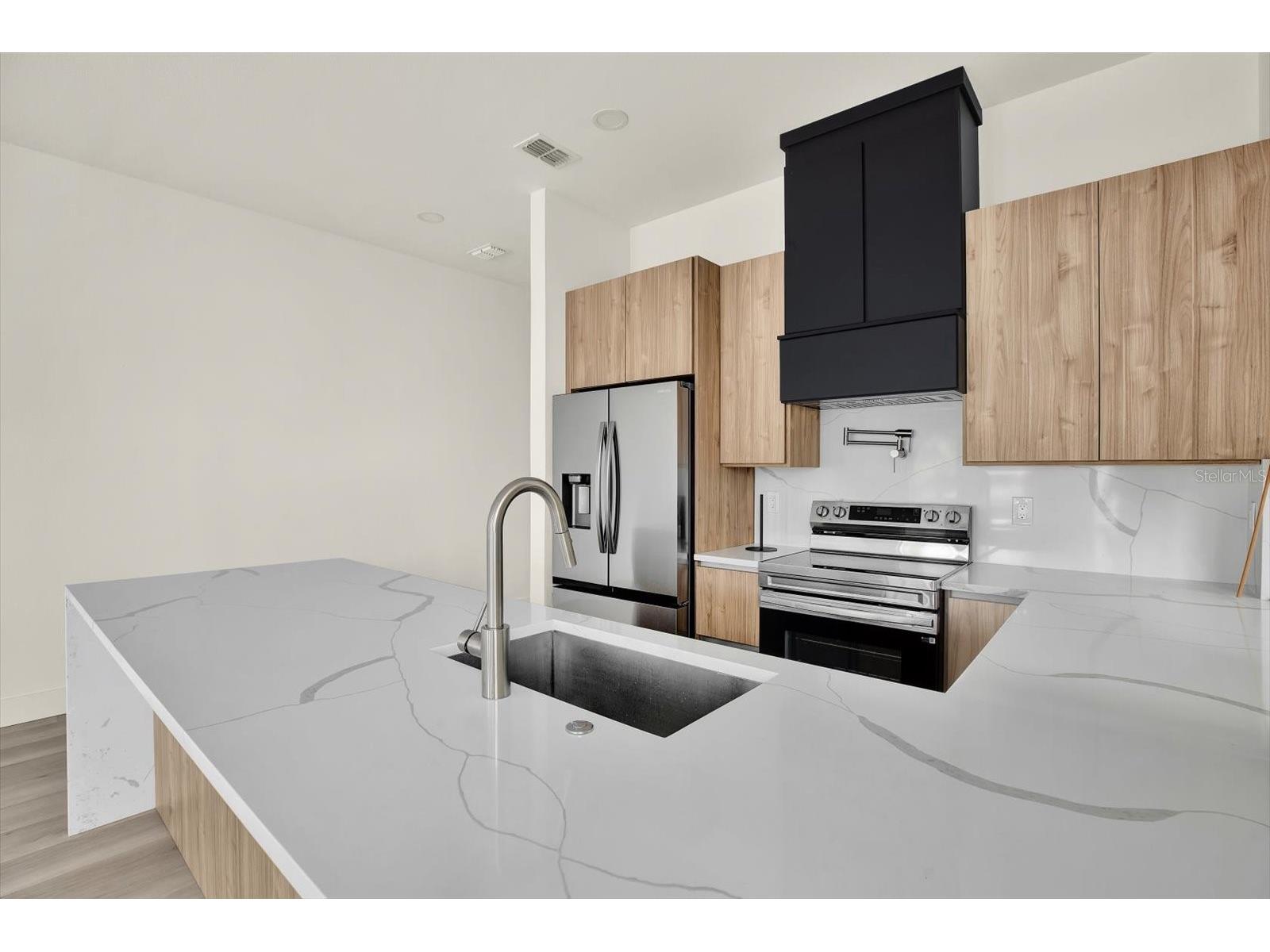 1625 9th Avenue N Saint Petersburg FL 33713 TB8500920 image7