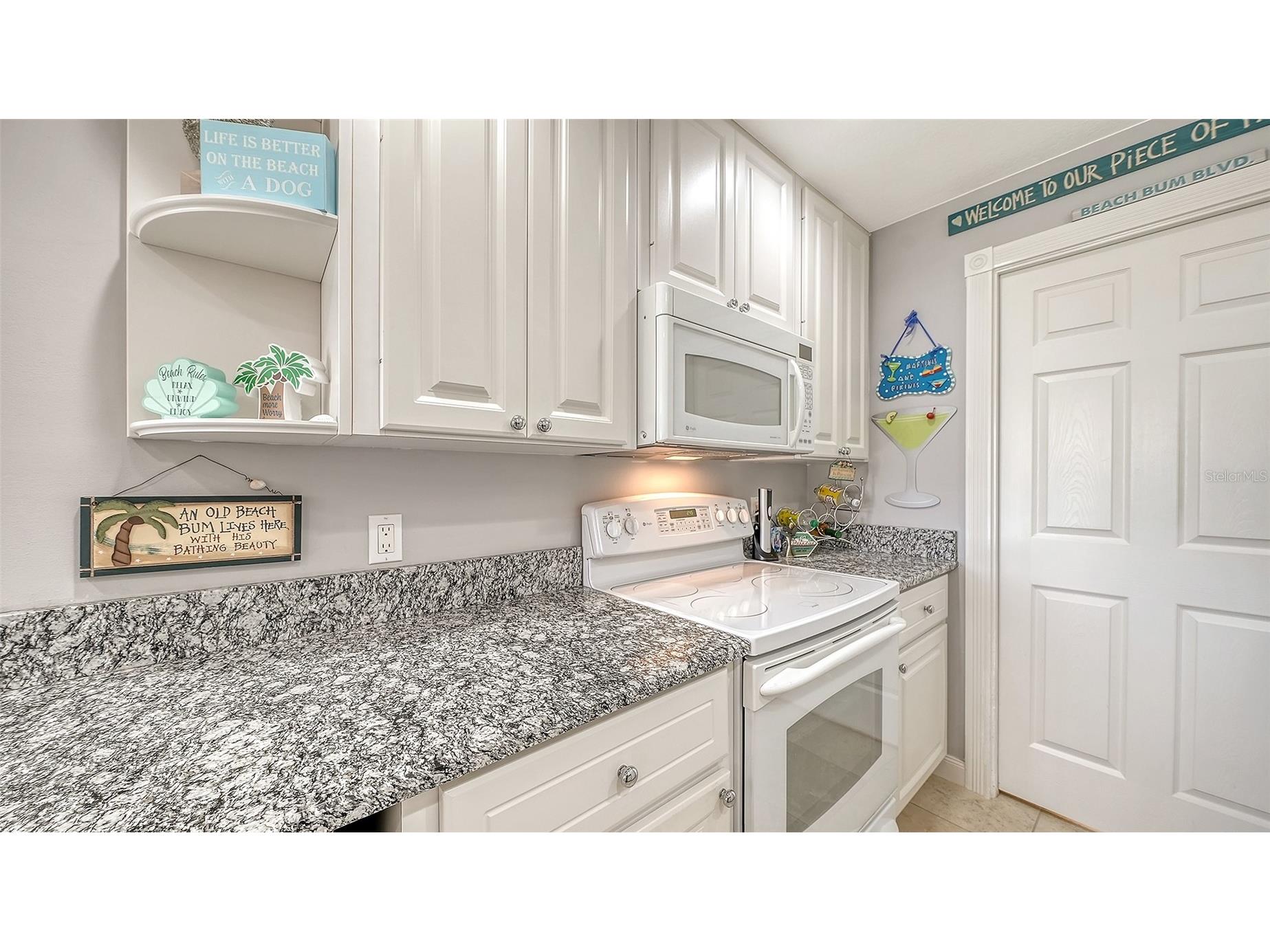 1625 Burgos Drive #1625 Sarasota FL 34238 A4686976 image14