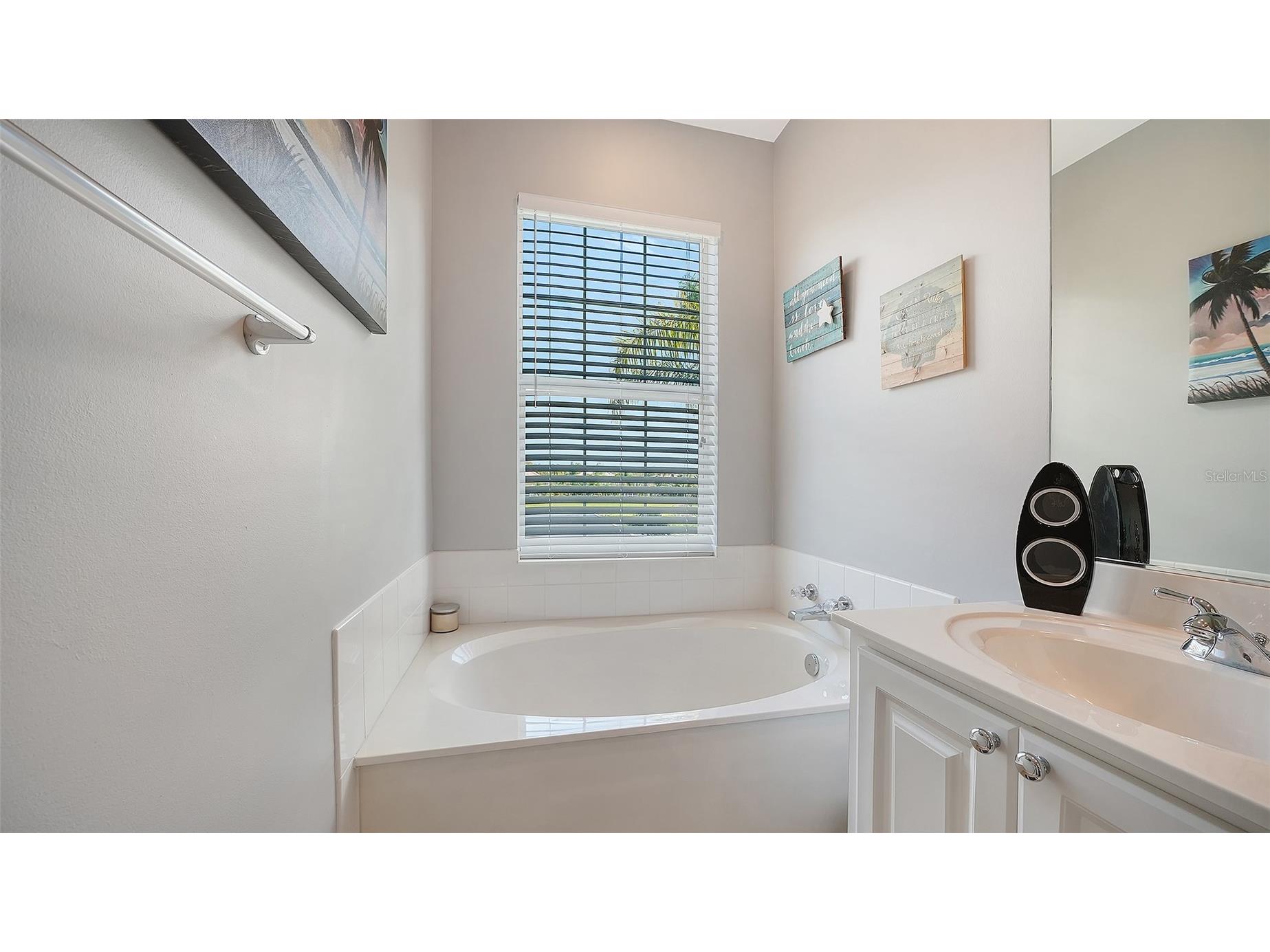 1625 Burgos Drive #1625 Sarasota FL 34238 A4686976 image25