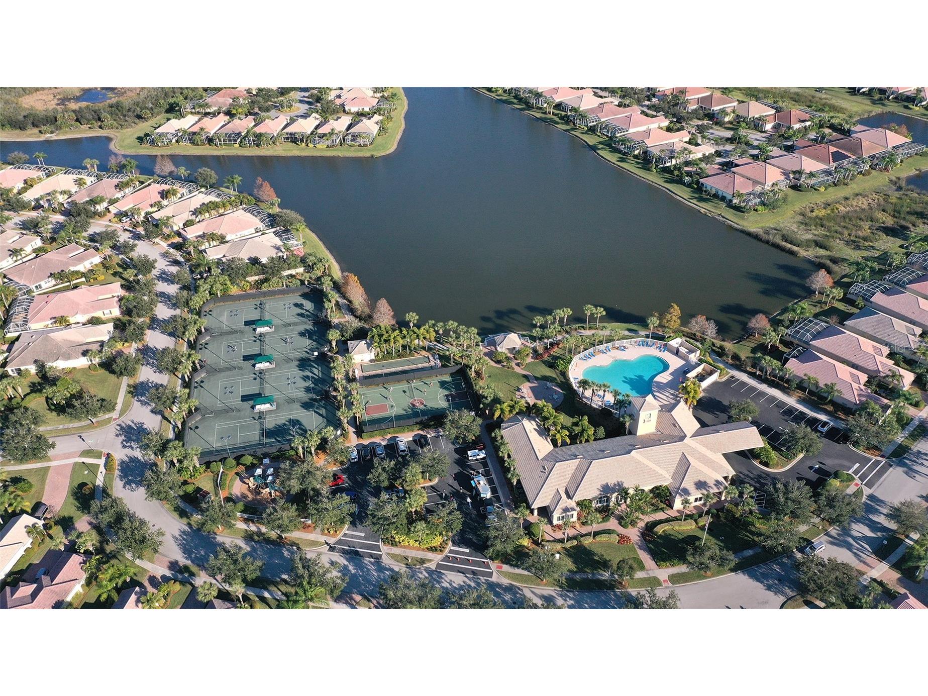1625 Burgos Drive #1625 Sarasota FL 34238 A4686976 image73