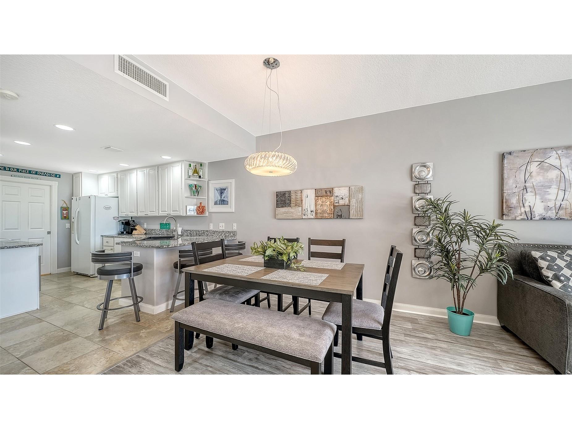 1625 Burgos Drive #1625 Sarasota FL 34238 A4686976 image9