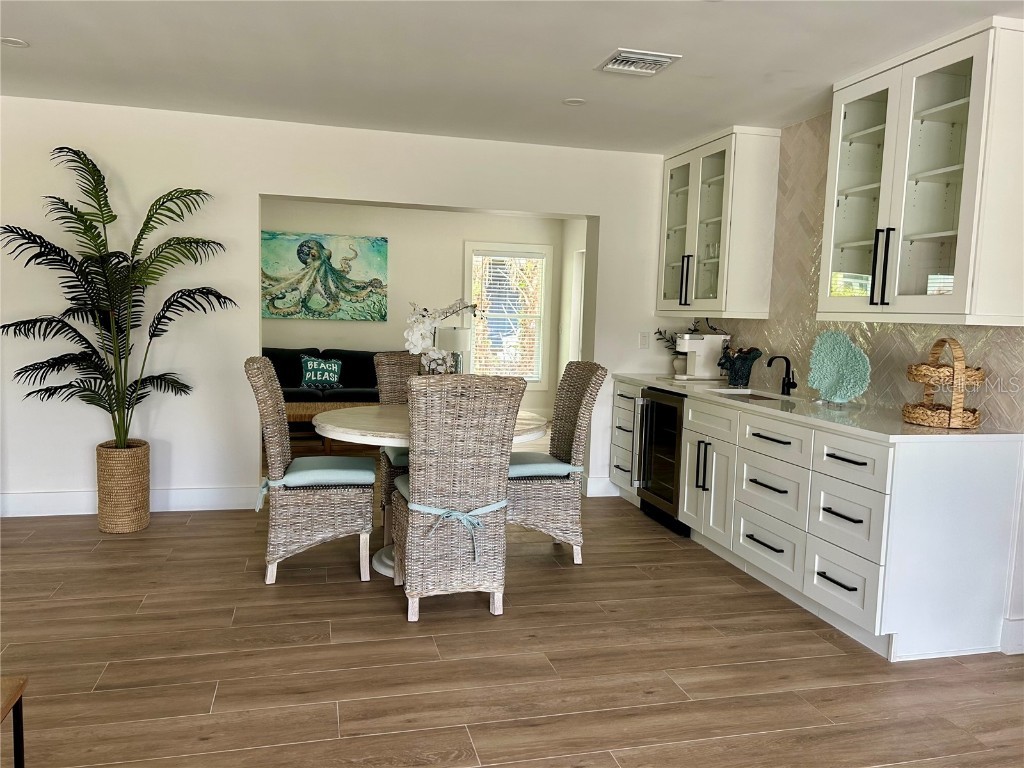 1625 Idle Lane Sarasota FL 34231 A4668964 image12