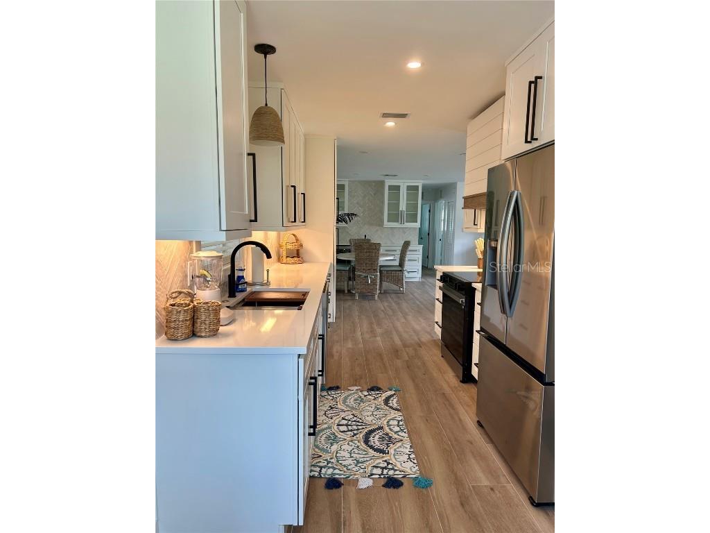 1625 Idle Lane Sarasota FL 34231 A4668964 image15