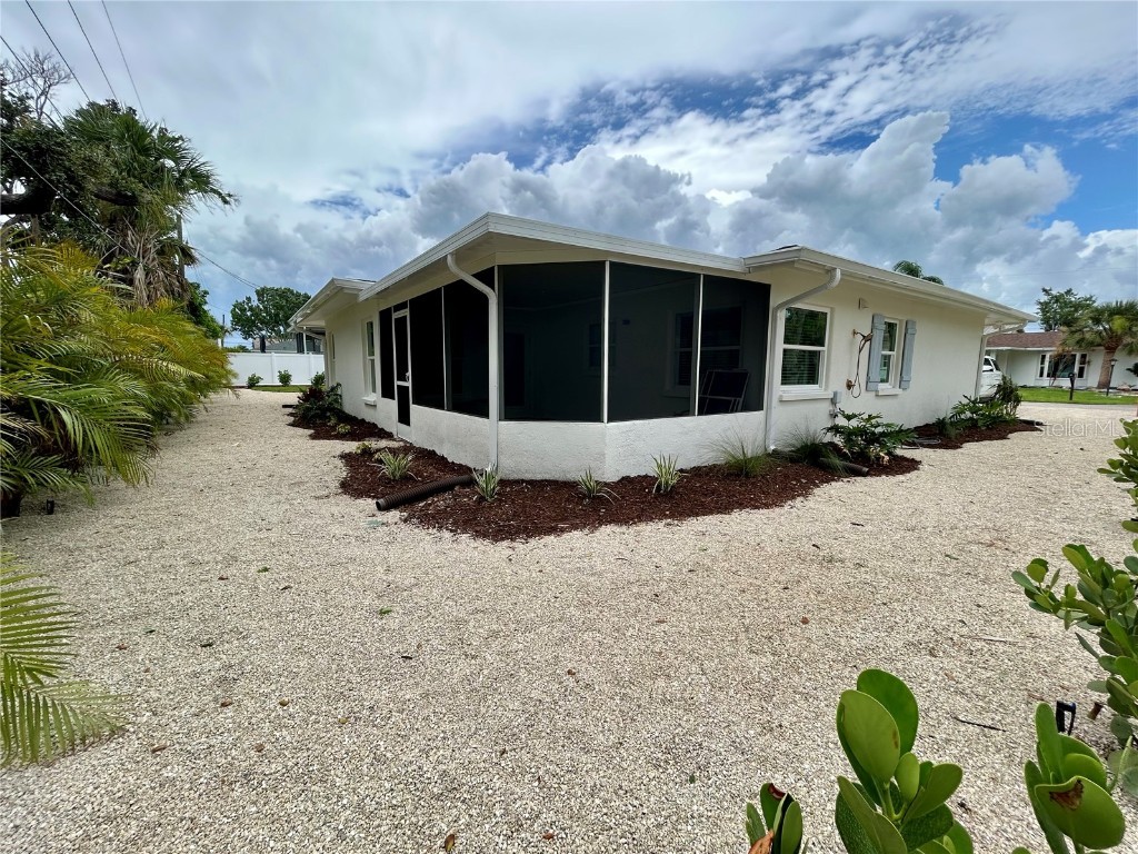 1625 Idle Lane Sarasota FL 34231 A4668964 image30