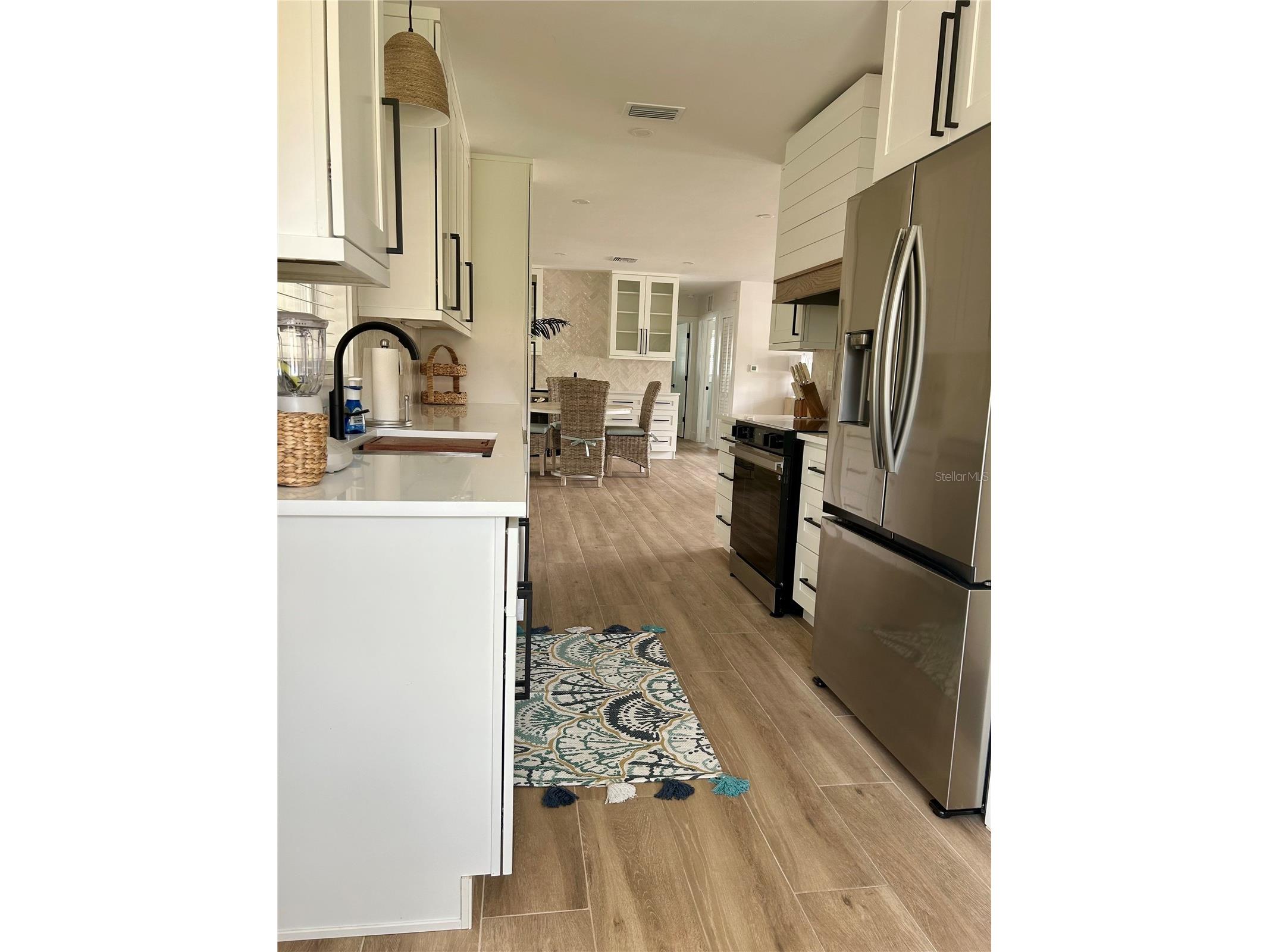 1625 Idle Lane Sarasota FL 34231 A4697836 image3