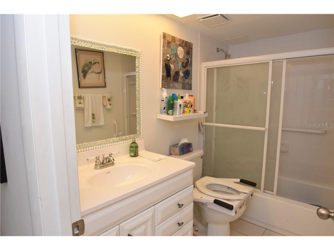 1625 Treehouse Circle #TR111 Sarasota FL 34231 A4480456 image28