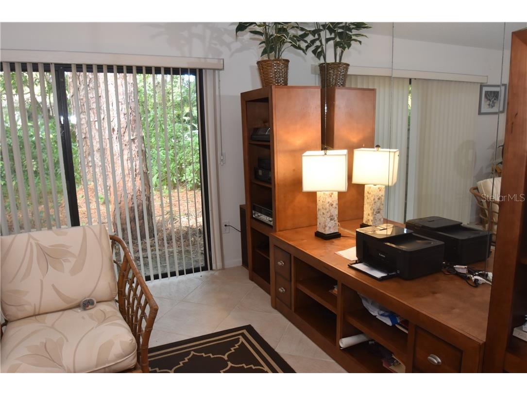 1625 Treehouse Circle #TR111 Sarasota FL 34231 A4480456 image4