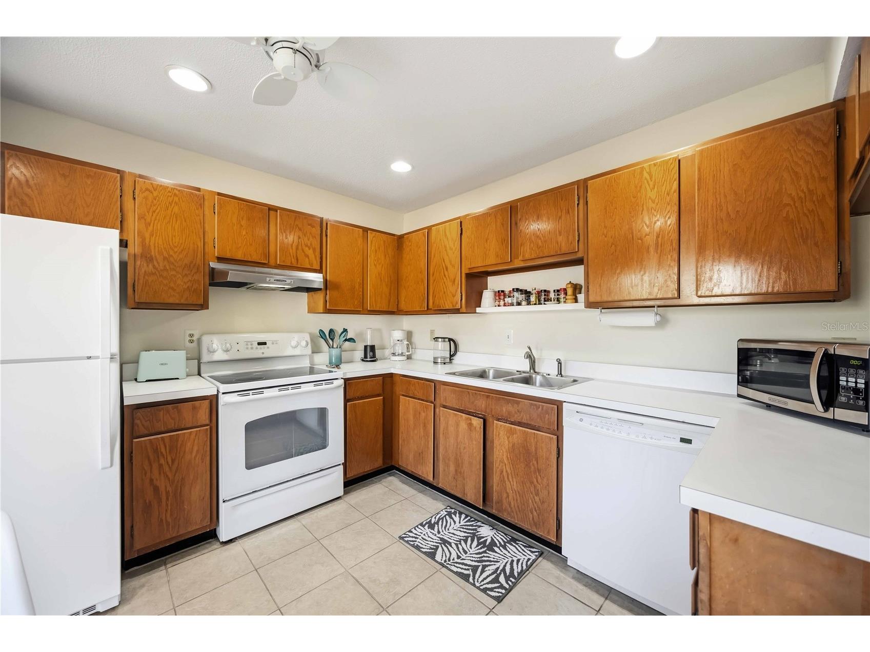 1626 Brookhouse Drive #235 Sarasota FL 34231 A4684384 image14