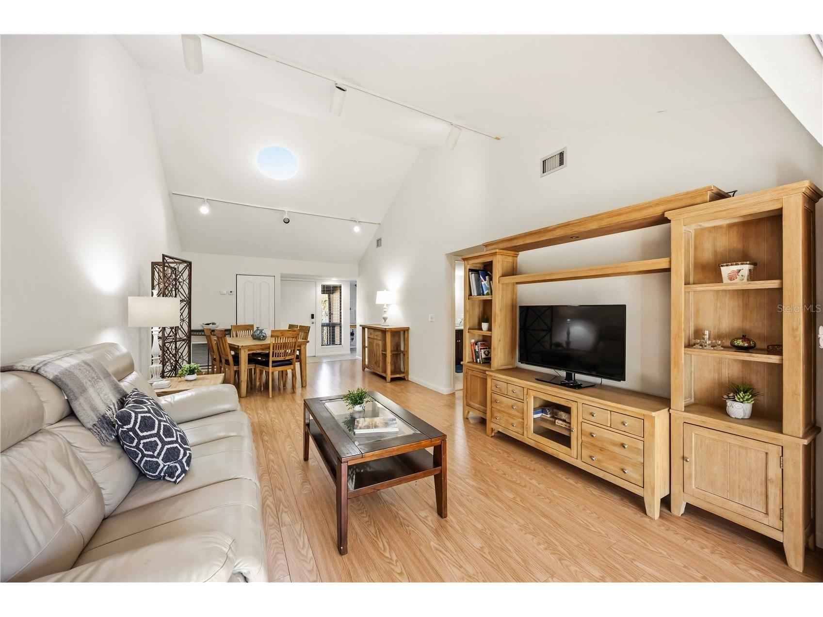 1626 Brookhouse Drive #235 Sarasota FL 34231 A4684384 image5