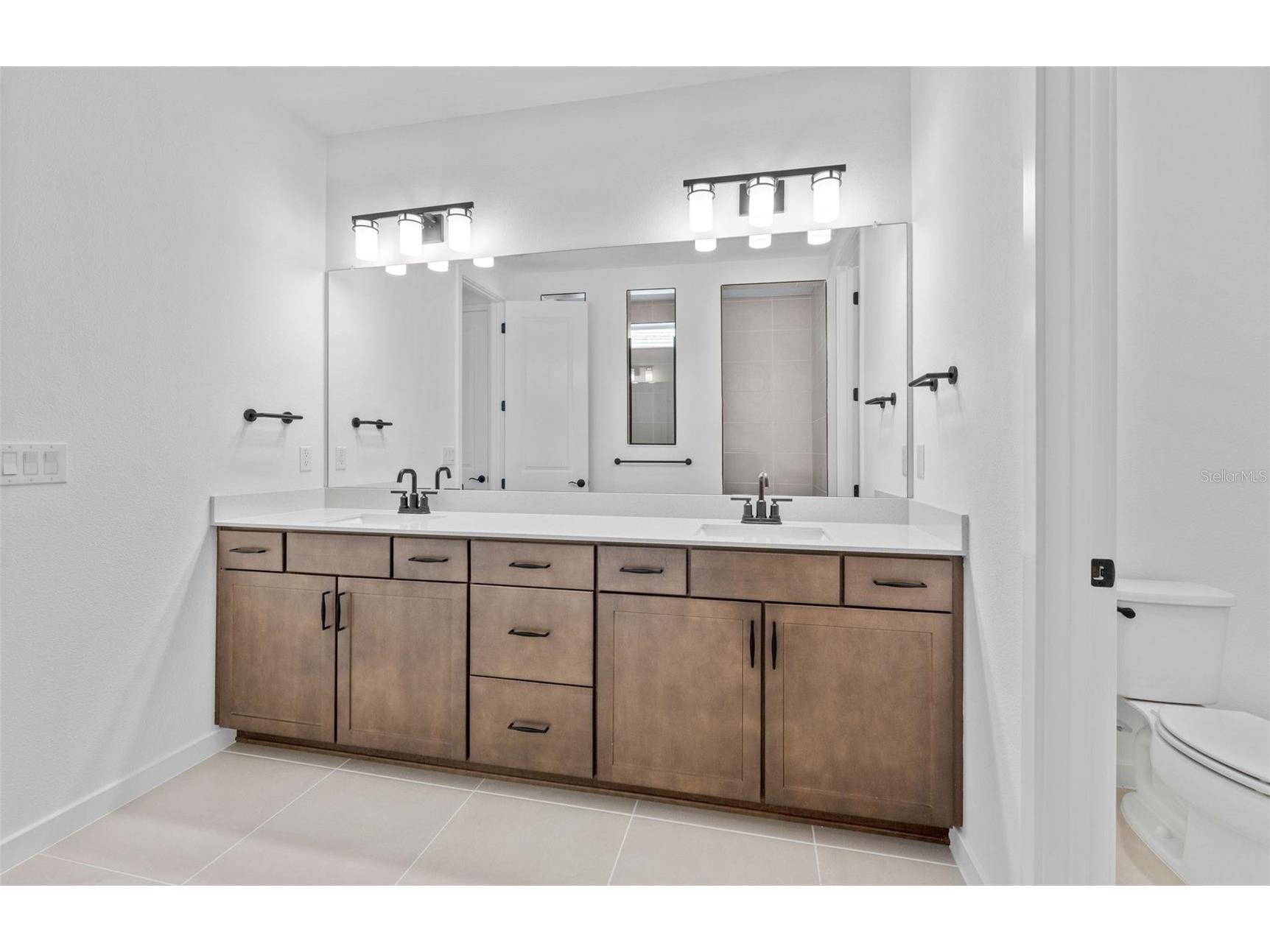 1626 Fallon Pass Zephyrhills FL 33541 TB8428666 image14