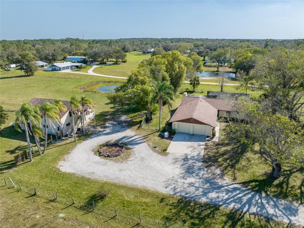 1626 Fox Creek Drive Sarasota FL 34240 A4560329 image1