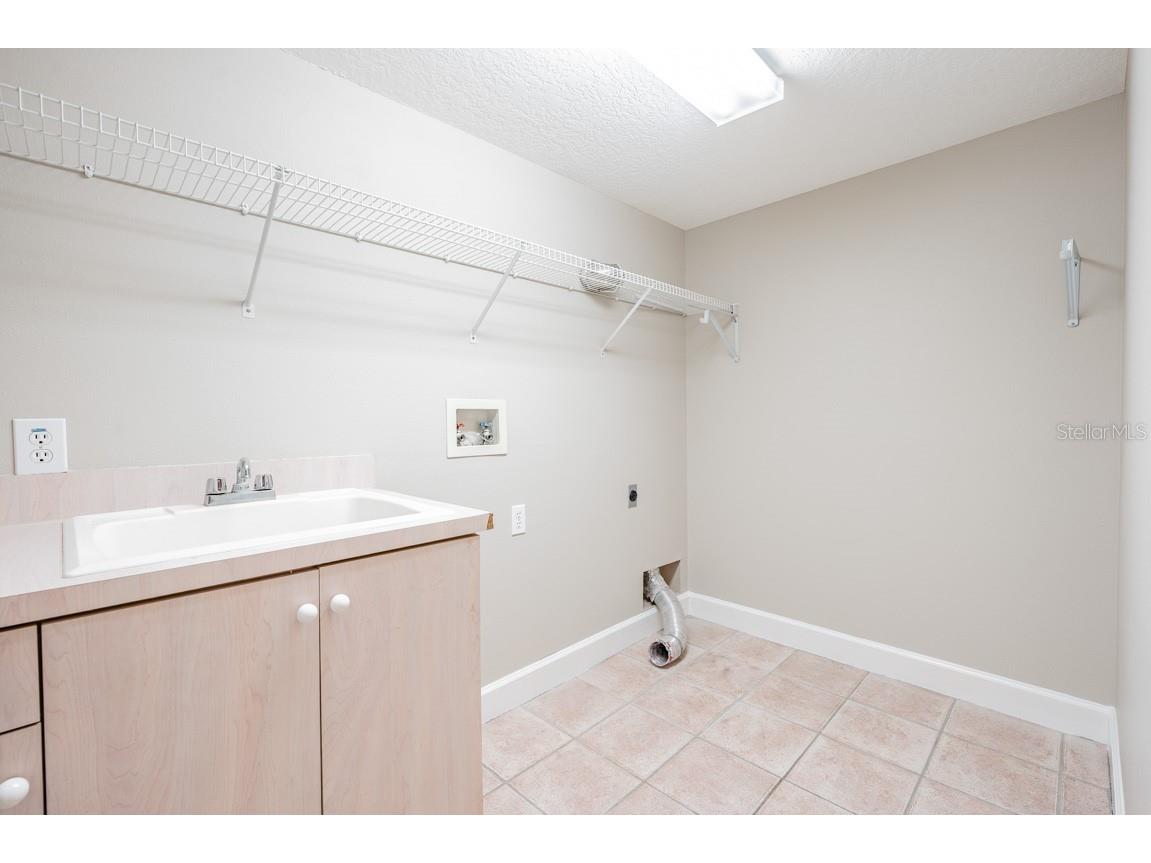 1626 Lago Vista Boulevard Palm Harbor FL 34685 TB8525134 image19