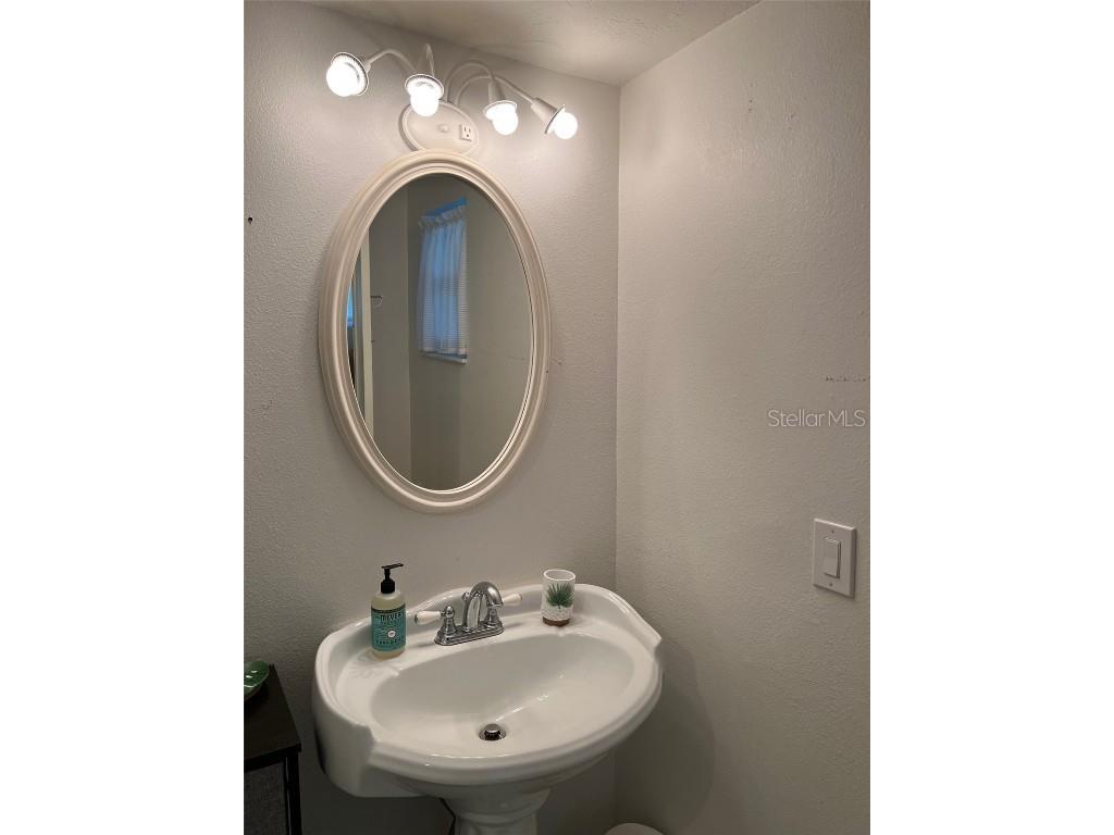 1626 New Point Comfort Road Englewood FL 34223 D6132730 image26