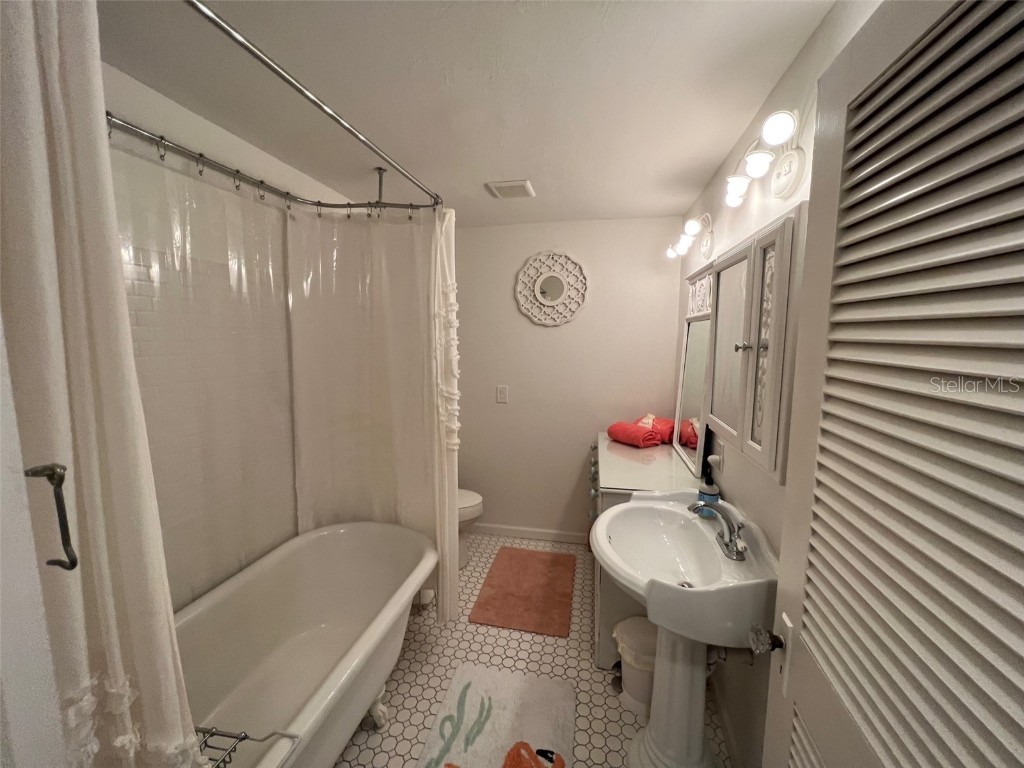 1626 New Point Comfort Road Englewood FL 34223 D6132730 image35