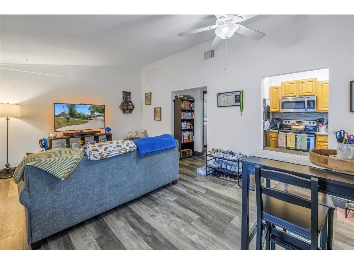 1626 Pine Street Largo FL 33774 TB8450908 image23