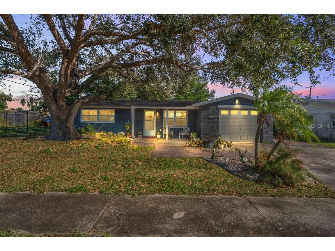 1626 Roundtree Road Holiday FL 34690 TB8327288 image1