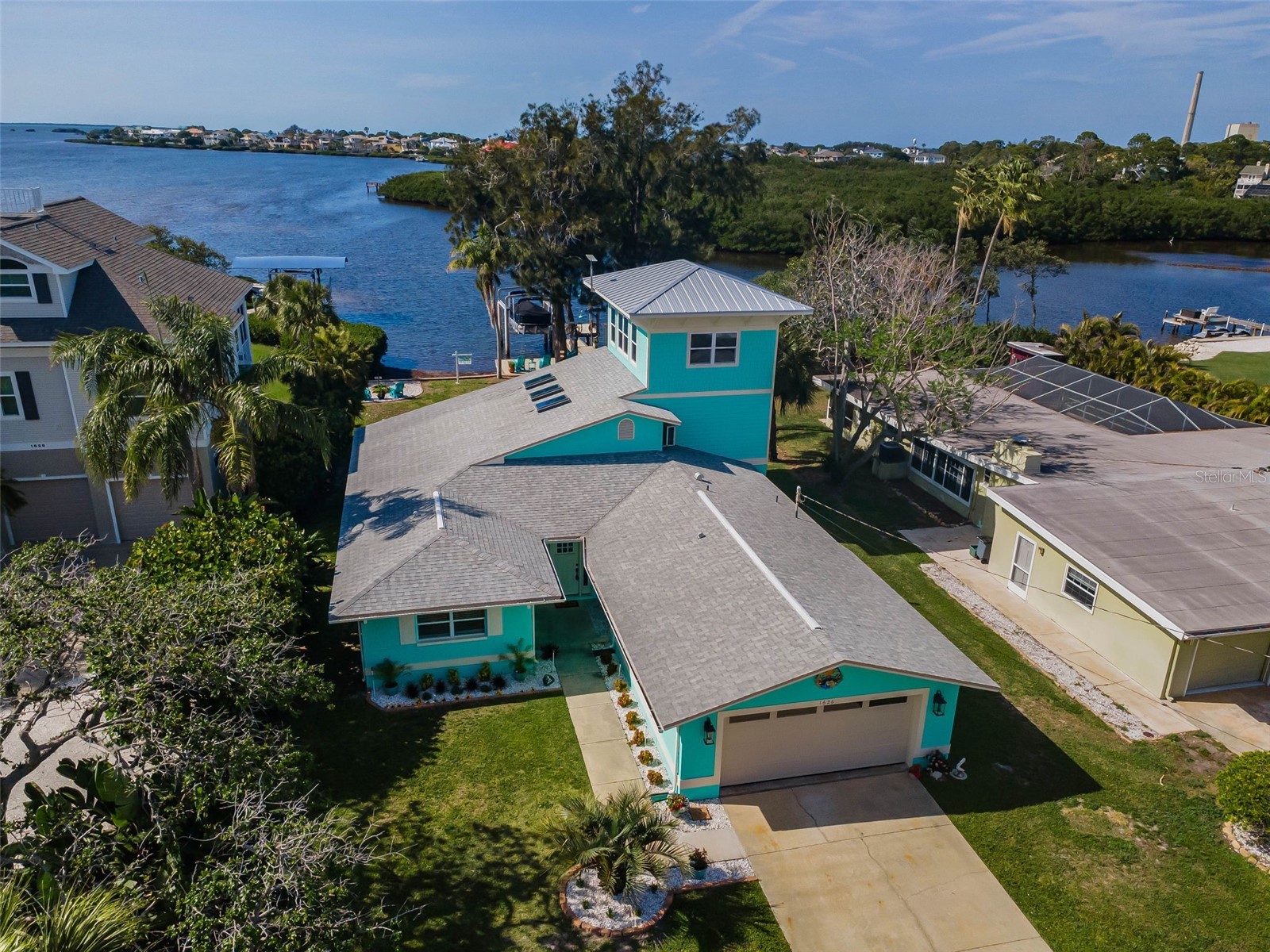 1626 Sea Breeze Drive Tarpon Springs FL 34689 - GULF OF AMERICA W7884328 image1