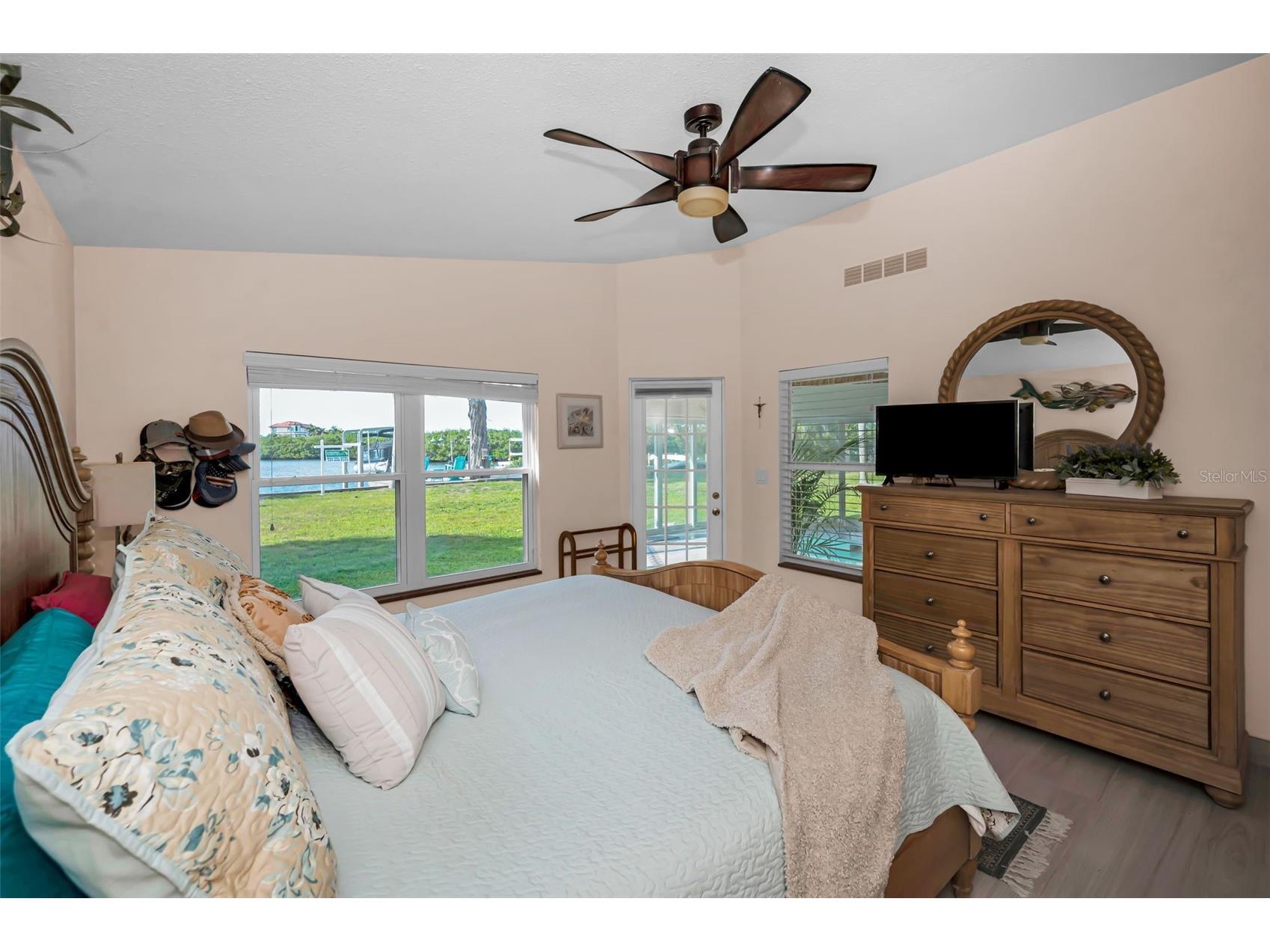 1626 Sea Breeze Drive Tarpon Springs FL 34689 - GULF OF AMERICA W7884328 image38