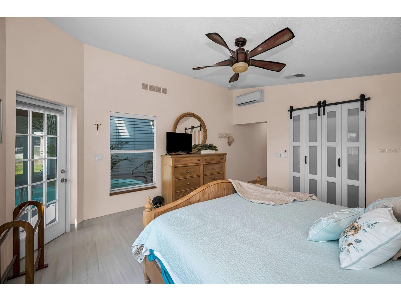 1626 Sea Breeze Drive Tarpon Springs FL 34689 - GULF OF AMERICA W7884328 image39