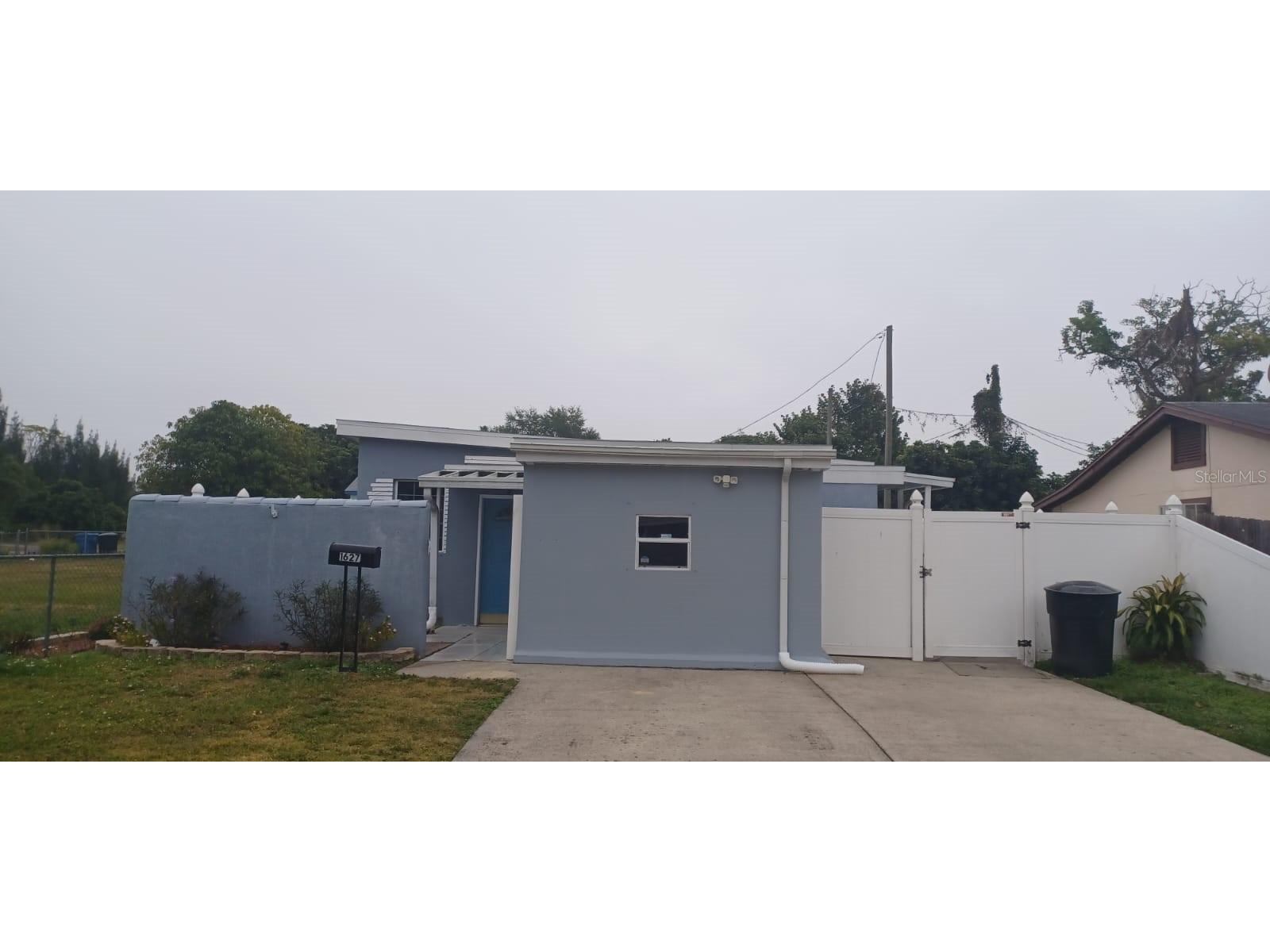 1627 28th Street N Saint Petersburg FL 33713 A4556072 image1
