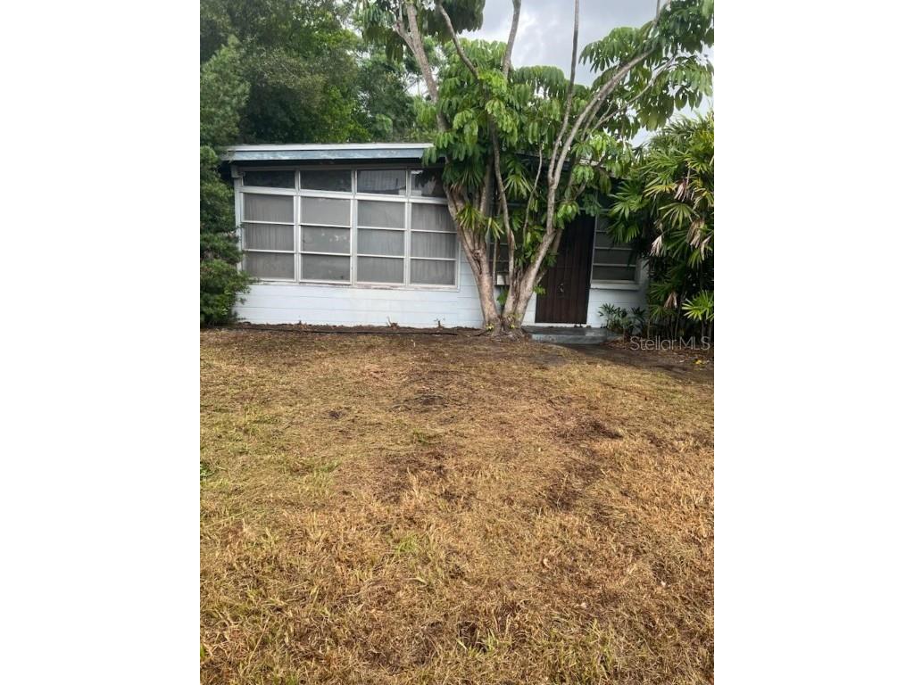 1627 48th Avenue N Saint Petersburg FL 33714 U8224617 image1