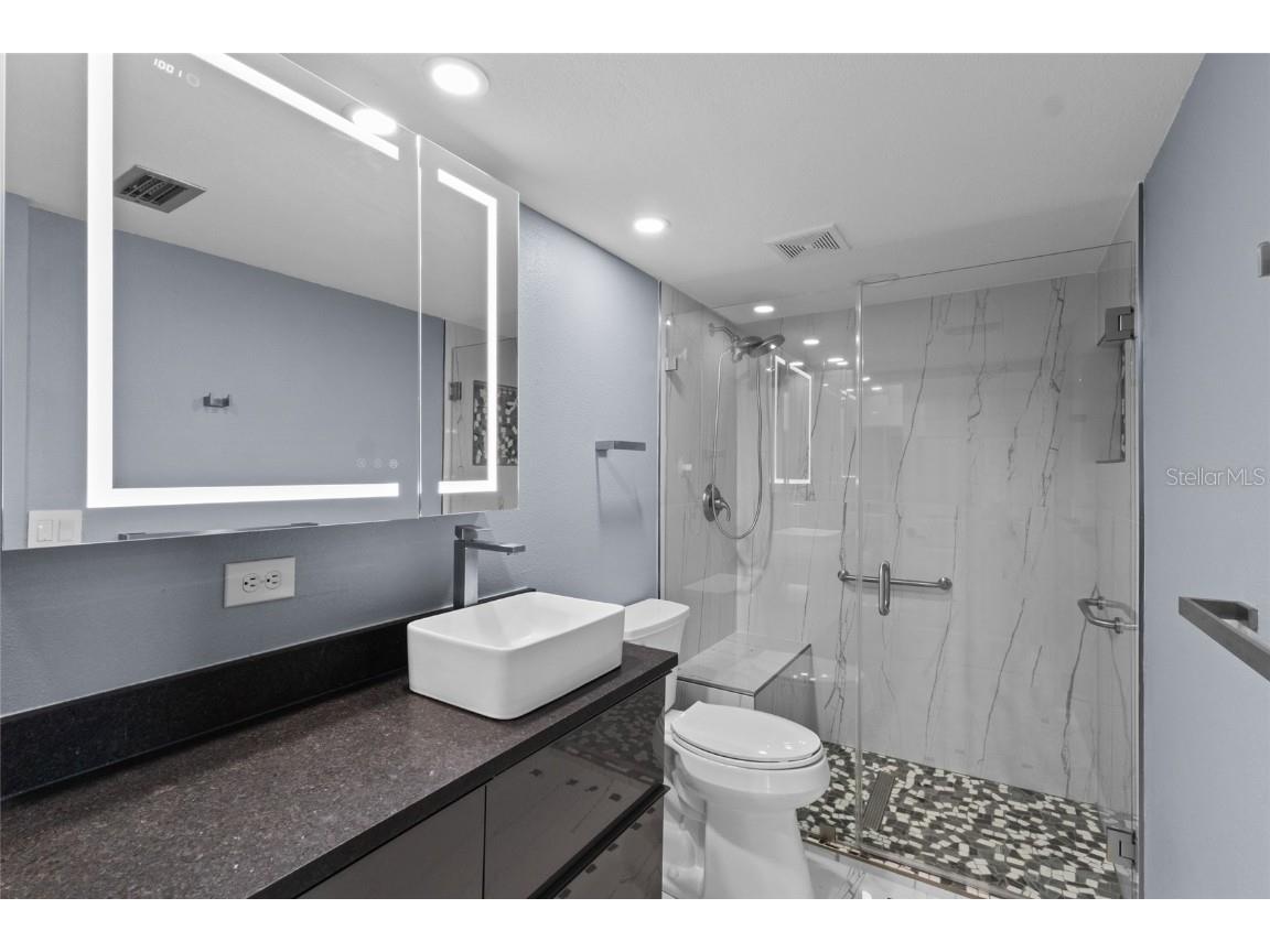 1627 Boathouse Circle #127 Sarasota FL 34231 A4667413 image18