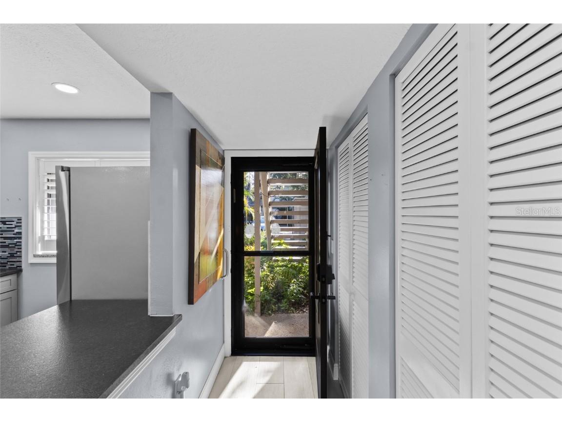 1627 Boathouse Circle #127 Sarasota FL 34231 A4667413 image3