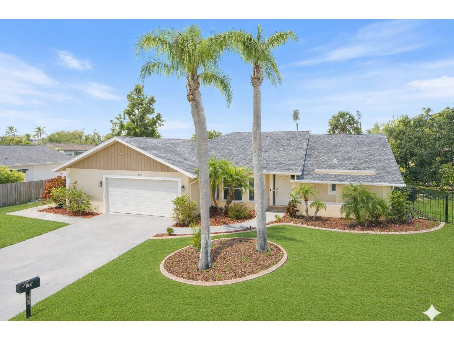 1627 Del Monte Court Venice FL 34293 N6142812 image1