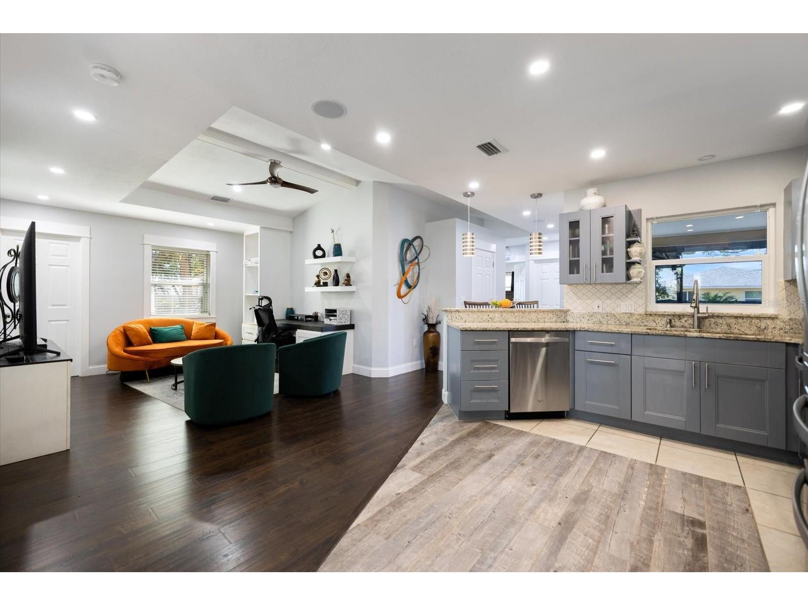 1627 Del Monte Court Venice FL 34293 N6142812 image13