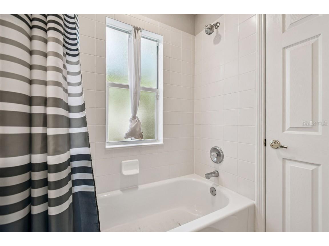 1627 Hammocks Avenue Lutz FL 33549 TB8440737 image20