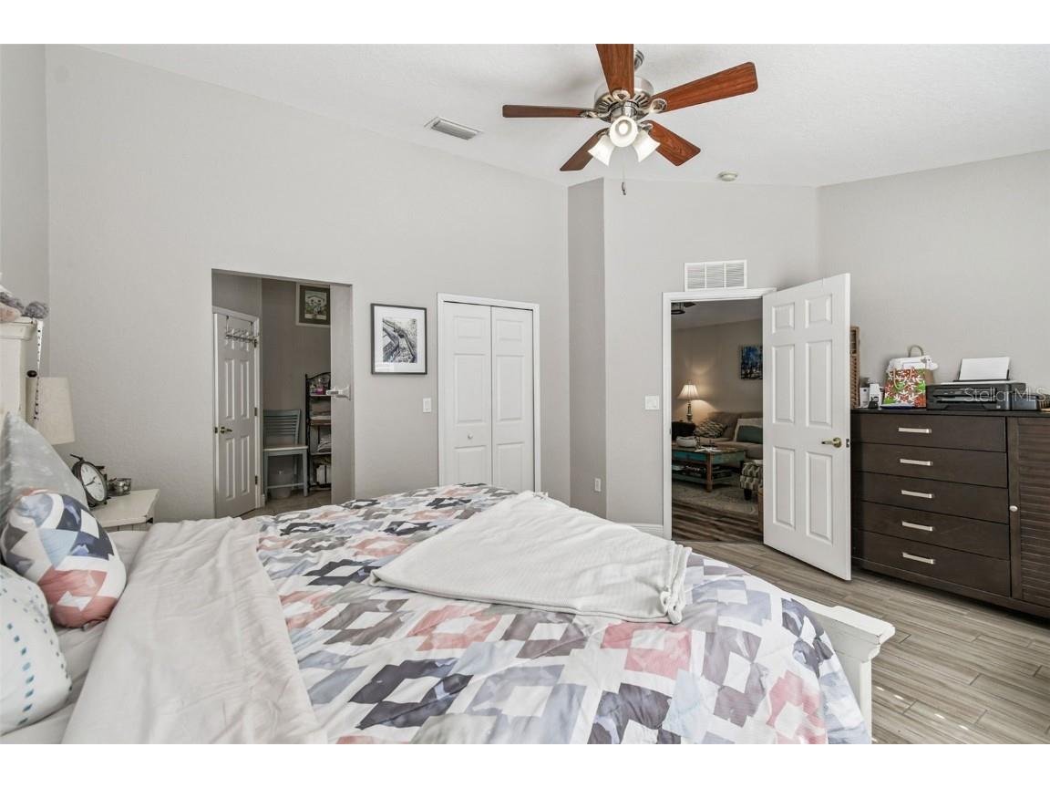 1627 Hammocks Avenue Lutz FL 33549 TB8440737 image26